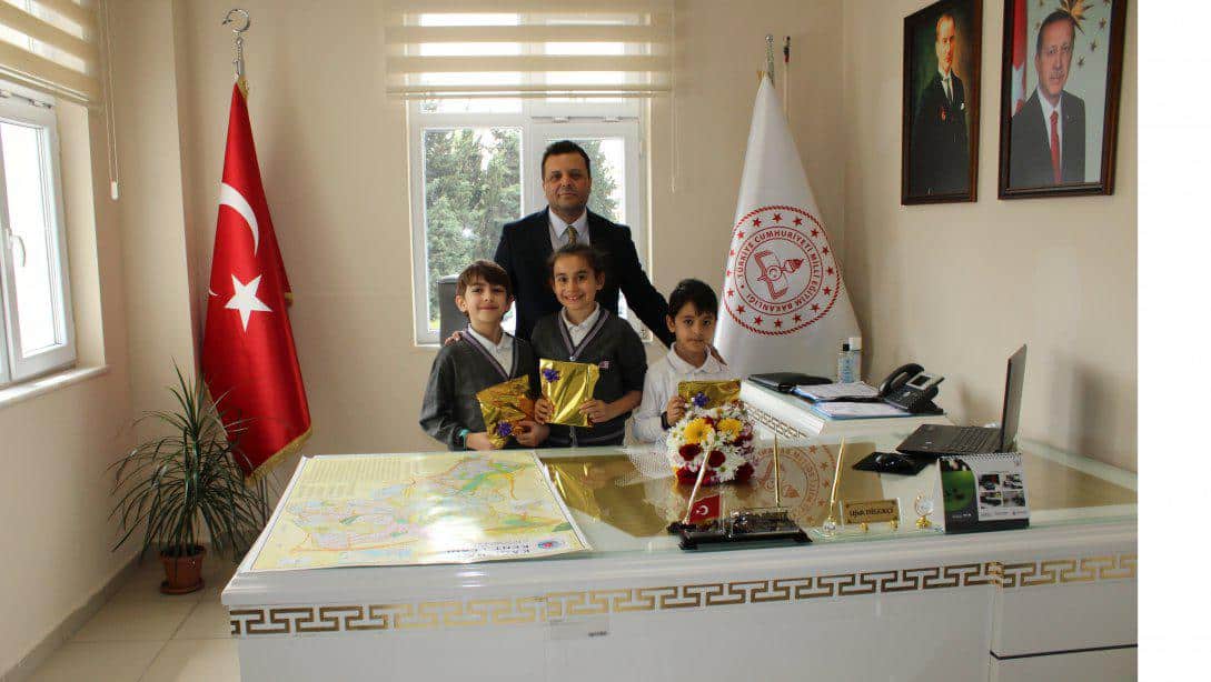 İlçemiz İsmail Erez İlkokulu Öğrencileri Müdürlük Makamını Devraldı