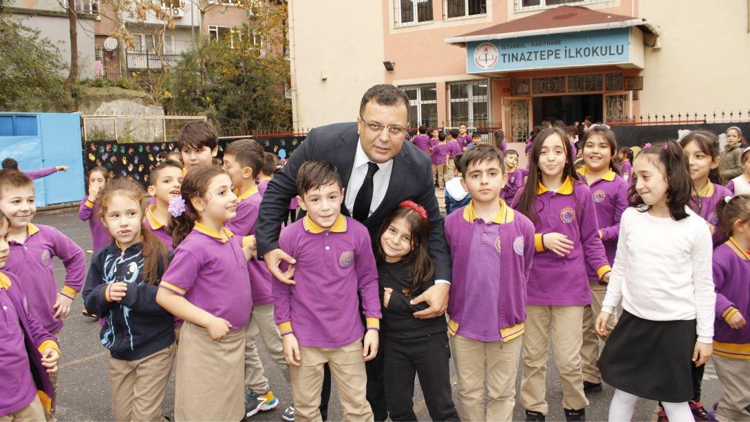 İlçe Milli Eğitim Müdürümüz Sayın Dr. Ufuk DİLEKÇİ, 24 Kasım Öğretmenler Günü Dolayısıyla Tınaztepe İlkokulu'nu Ziyaret Etti