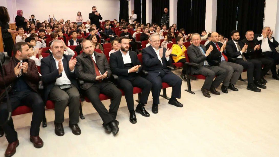 Bağımlılıkla Mücadele, Teknoloji Bağımlılığı, Geri Dönüşüm Eğitimi Programı Kapsamında, Atatürk İlkokulu Öğrencilerine Yönelik Seminer Düzenlendi