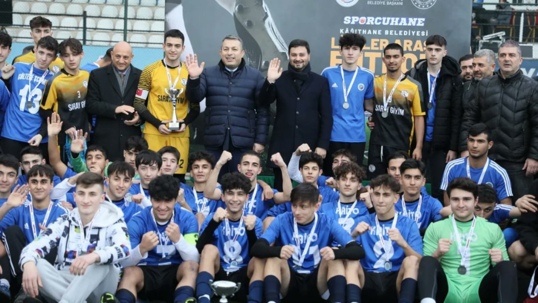 İlçemiz Liseler Arası Futbol Turnuvası Şampiyonluk Mücadelesini Kağıthane İTO Mesleki ve Teknik Anadolu Lisesi Kazandı