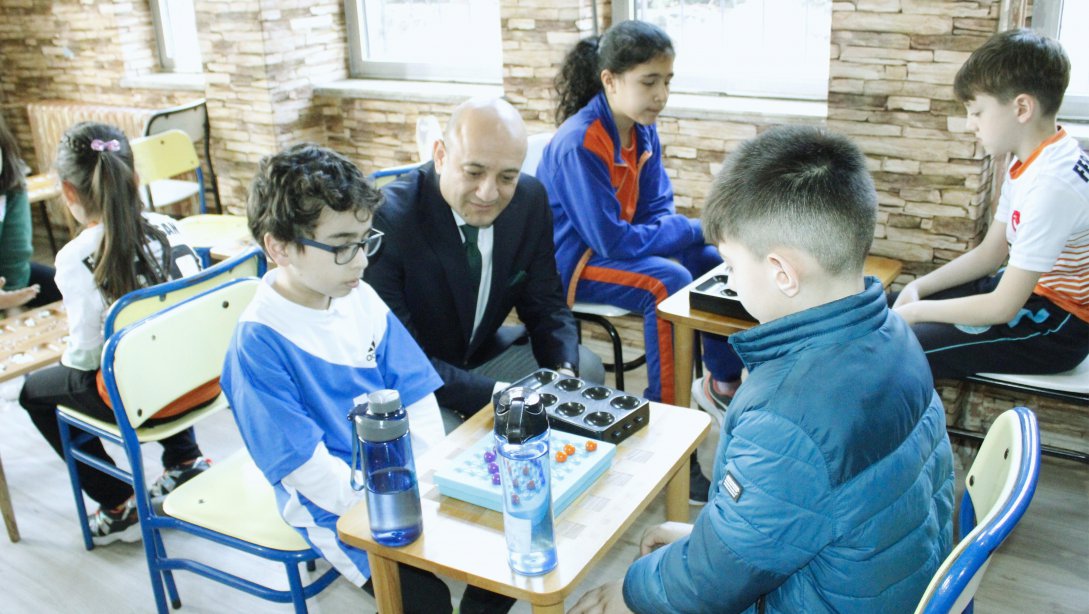 Türkiye Akıl ve Zeka Oyunları Kağıthane İlçesi İlkokul ve Ortaokul Seçmeleri İlçemiz Hasbahçe Kız AİHL'de Gerçekleşti