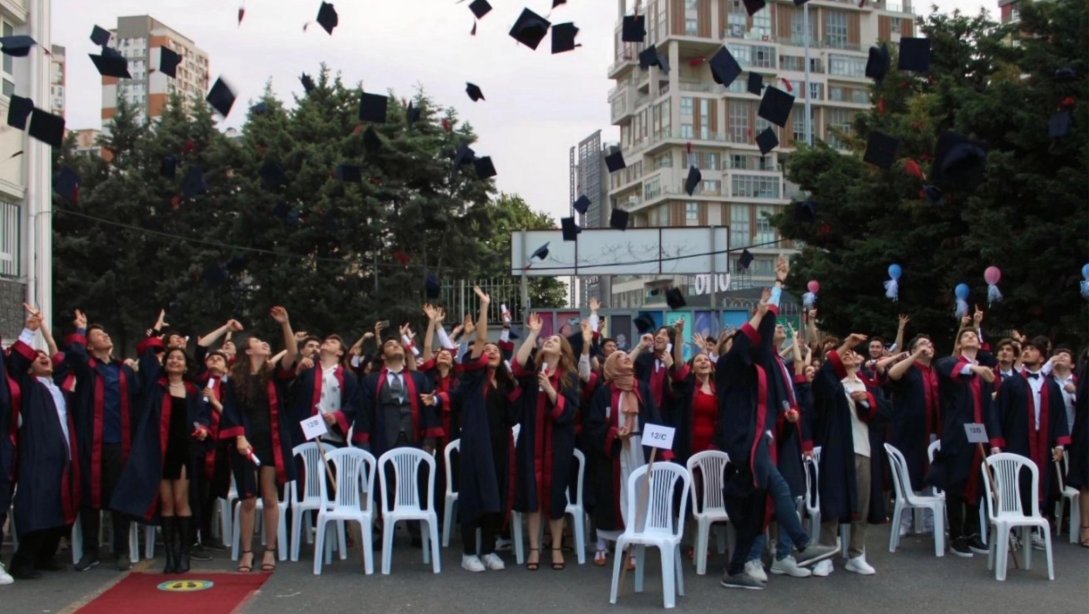 İlçemiz Kağıthane Anadolu Lisesi 2022-2023 Eğitim Öğretim Yılı Mezuniyet Töreni
