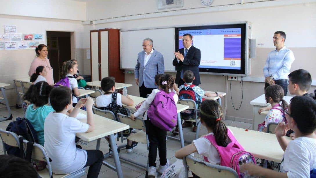 İlçe Milli Eğitim Müdürümüz Dr. Ufuk DİLEKÇİ, İlçemiz Atatürk İlkokulu Ziyareti