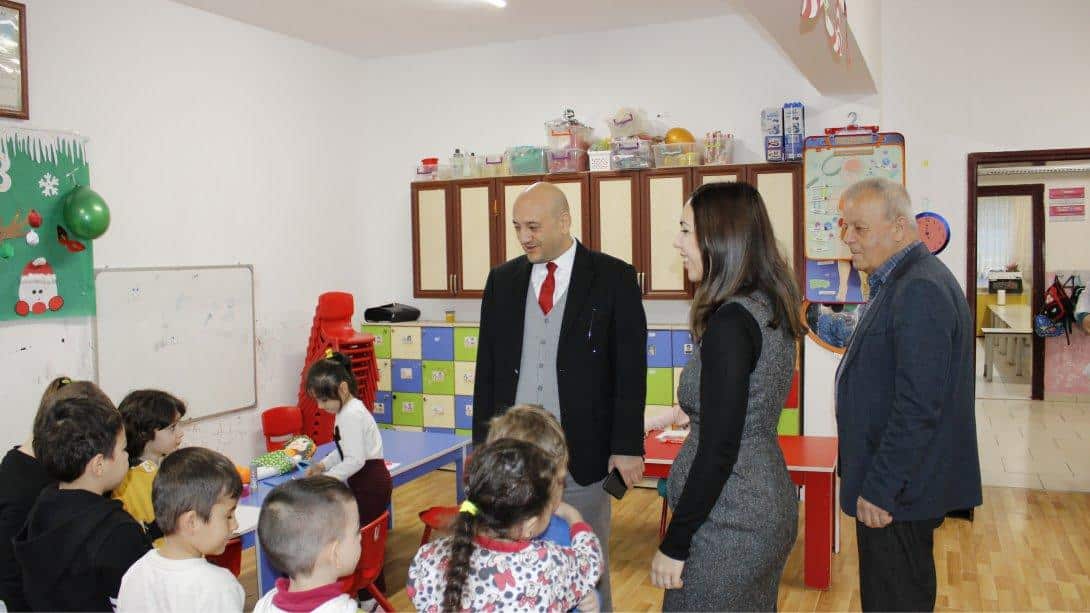 İlçe Milli Eğitim Müdürümüz Sayın Zekeriya POSTACI, İlçemiz Yaşar Doğu İlkokulu'nu Ziyaret Etti