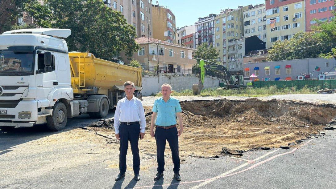 Kaymakamımız Sayın Niyazi ERTEN ve Şube Müdürümüz Ergin ŞEN, yapımı devam eden Osmangazi İlkokulunun inşaatında incelemelerde bulundular.